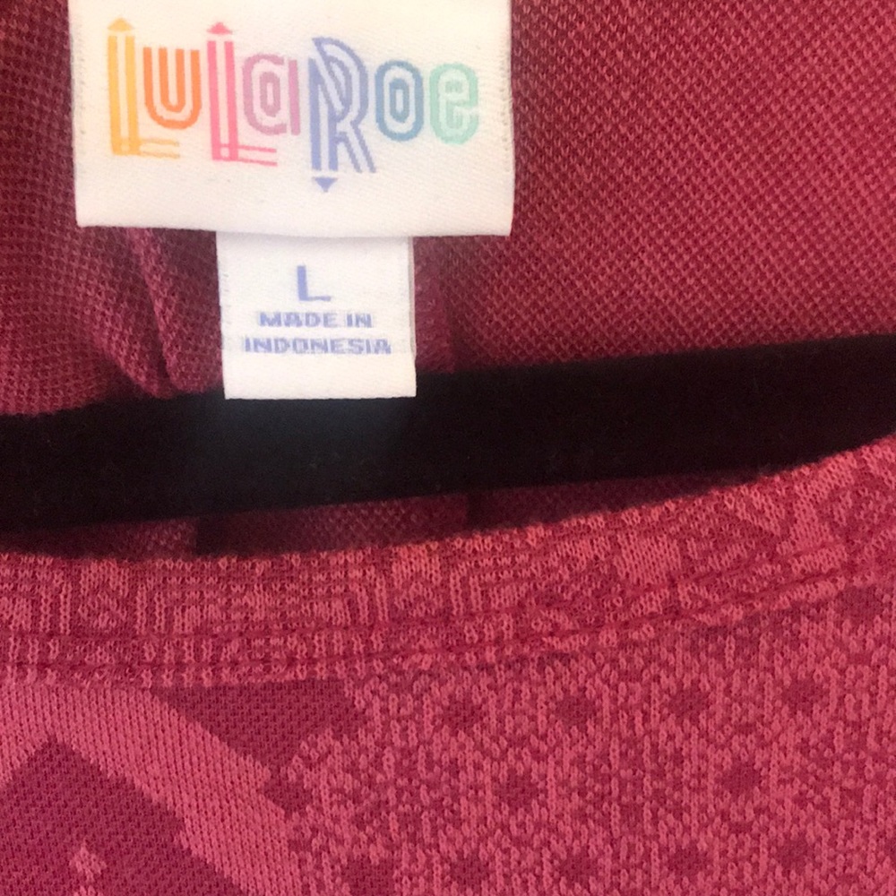LulaRoe dress (Carly) Pink patterned NWT - Picture 2 of 3